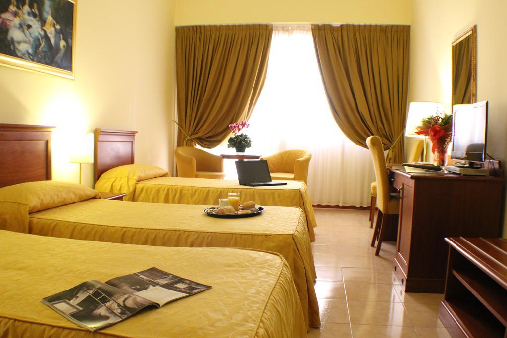 Certosa Hotel Milan Exterior photo
