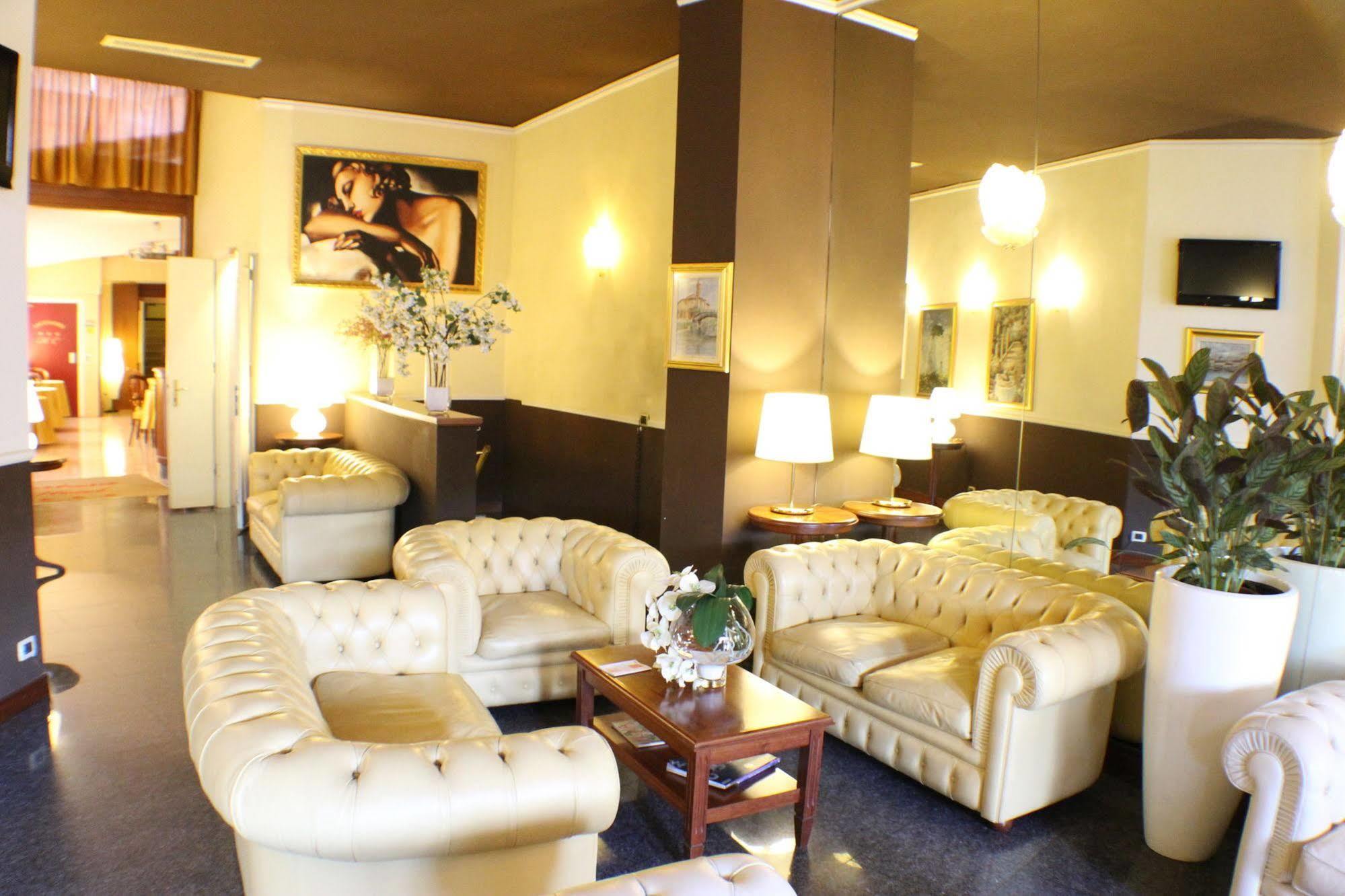 Certosa Hotel Milan Exterior photo