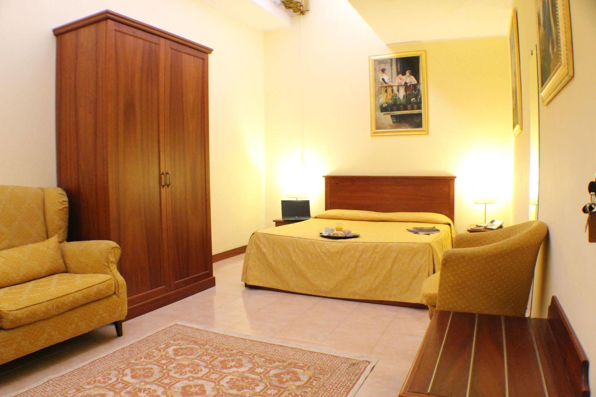 Certosa Hotel Milan Exterior photo