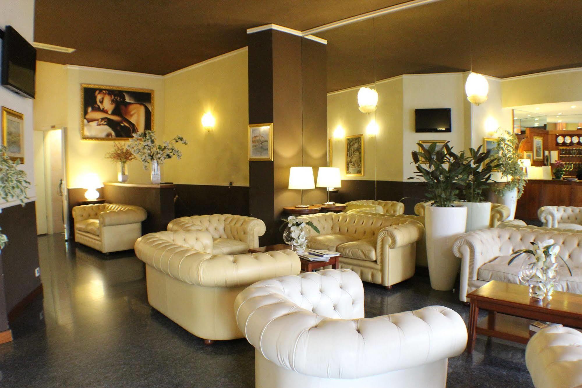 Certosa Hotel Milan Exterior photo