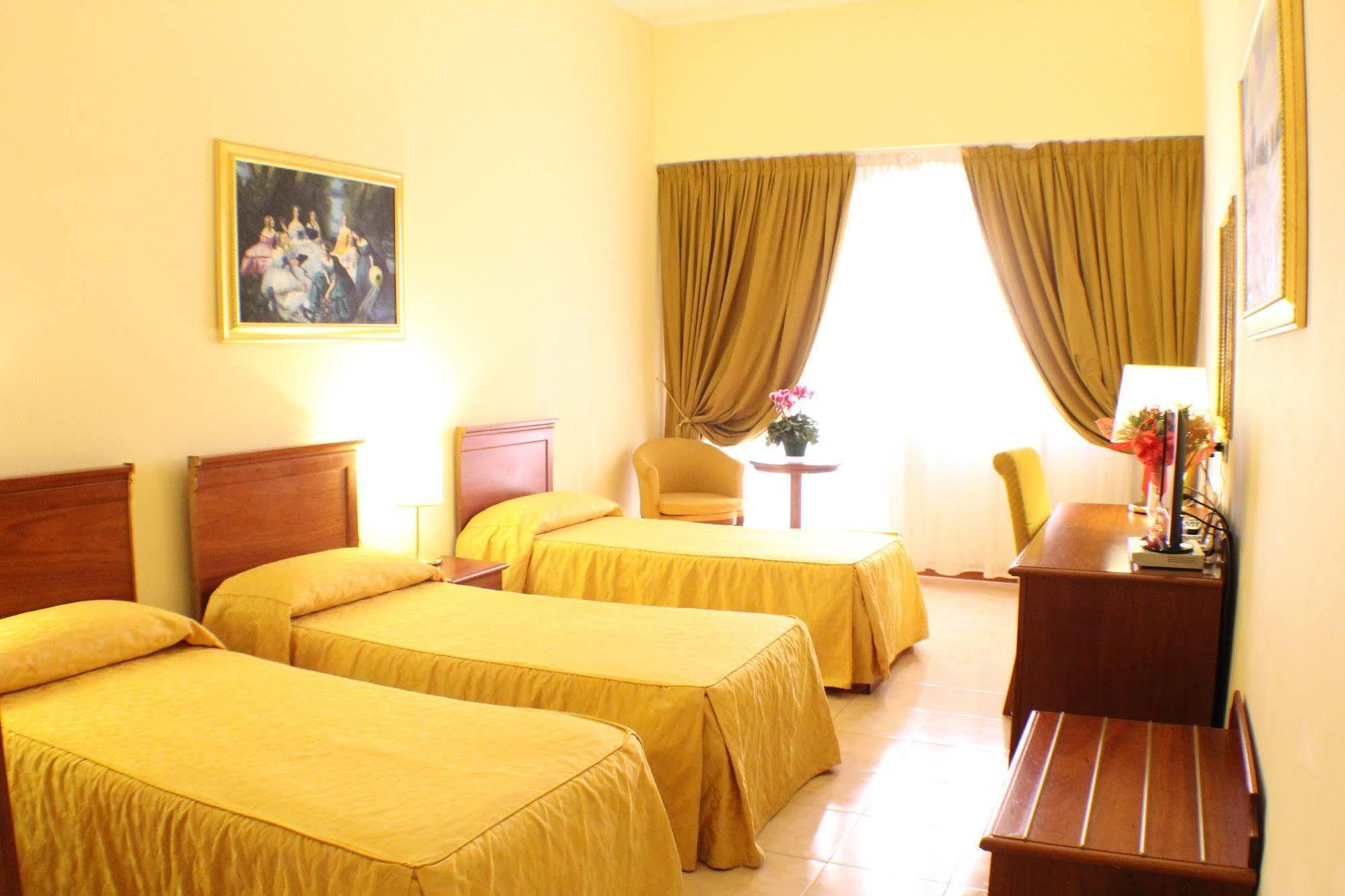 Certosa Hotel Milan Exterior photo