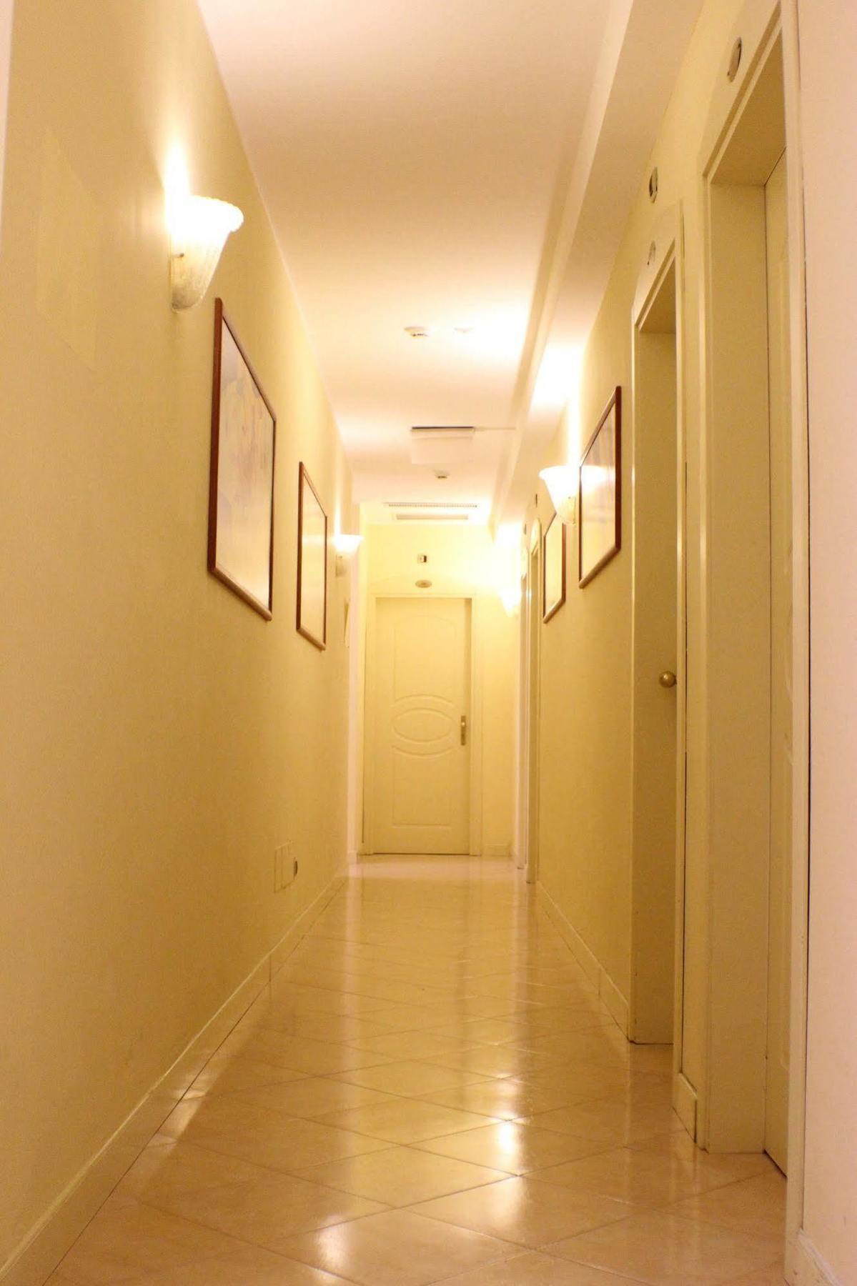 Certosa Hotel Milan Exterior photo
