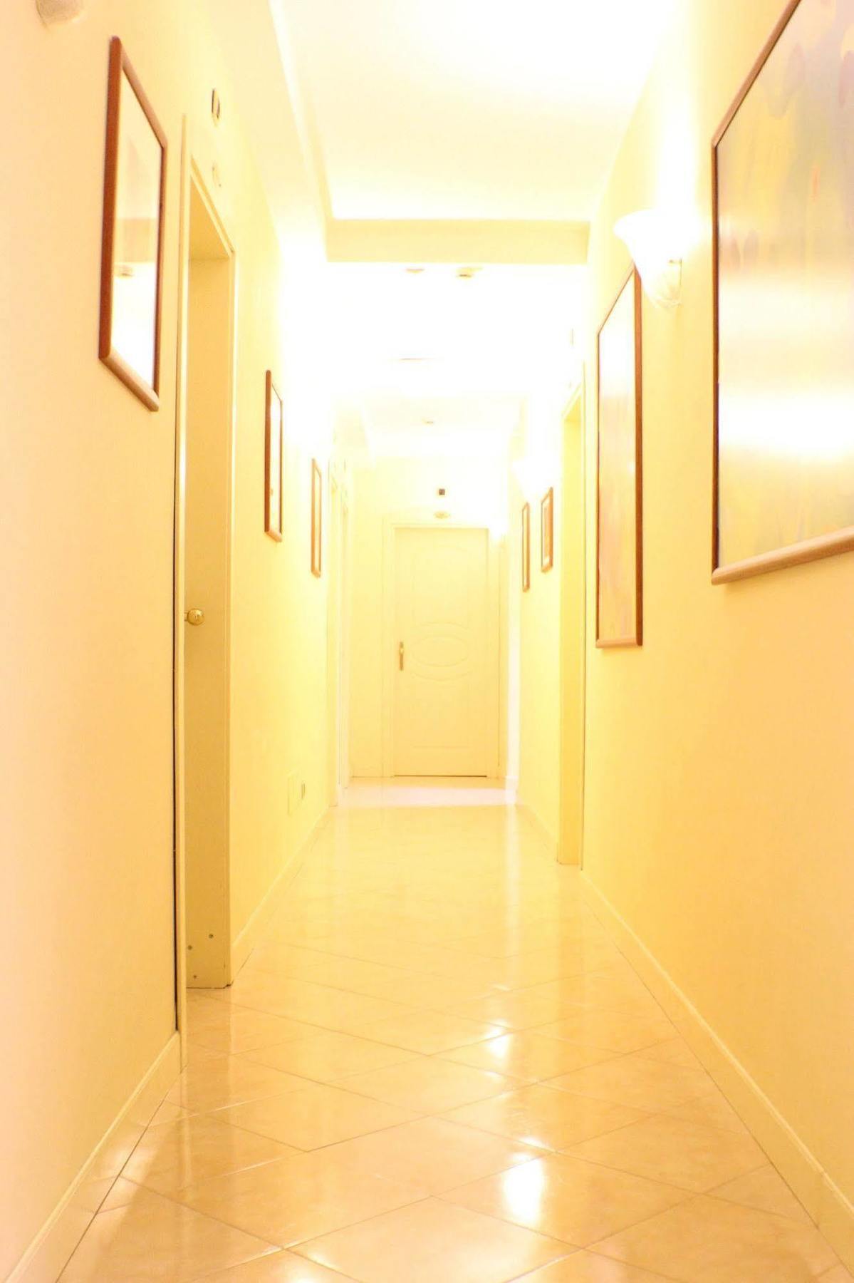 Certosa Hotel Milan Exterior photo